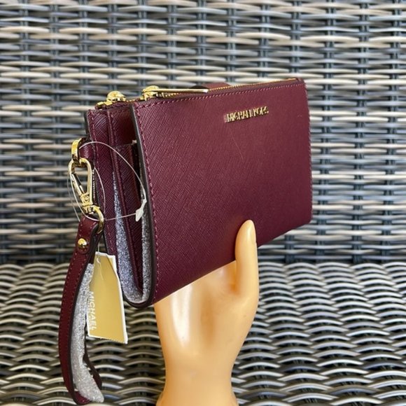 Michael Kors Jet Set Travel Large Double Zip Wristlet Wallet Dark Cherry Leather - Picture 3 of 15